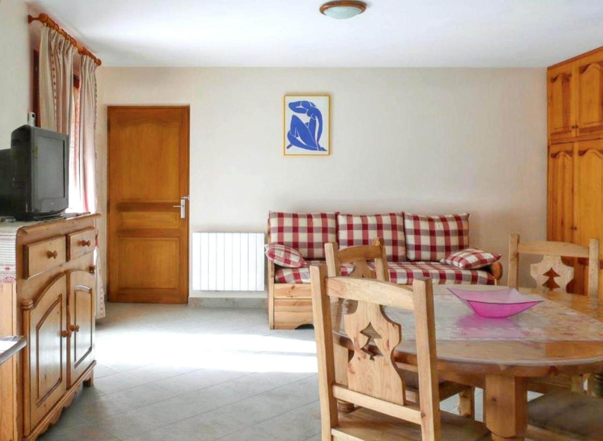 Appartement Paisible A Saint-Crepin Avec Vue Sur La Montagne 外观 照片